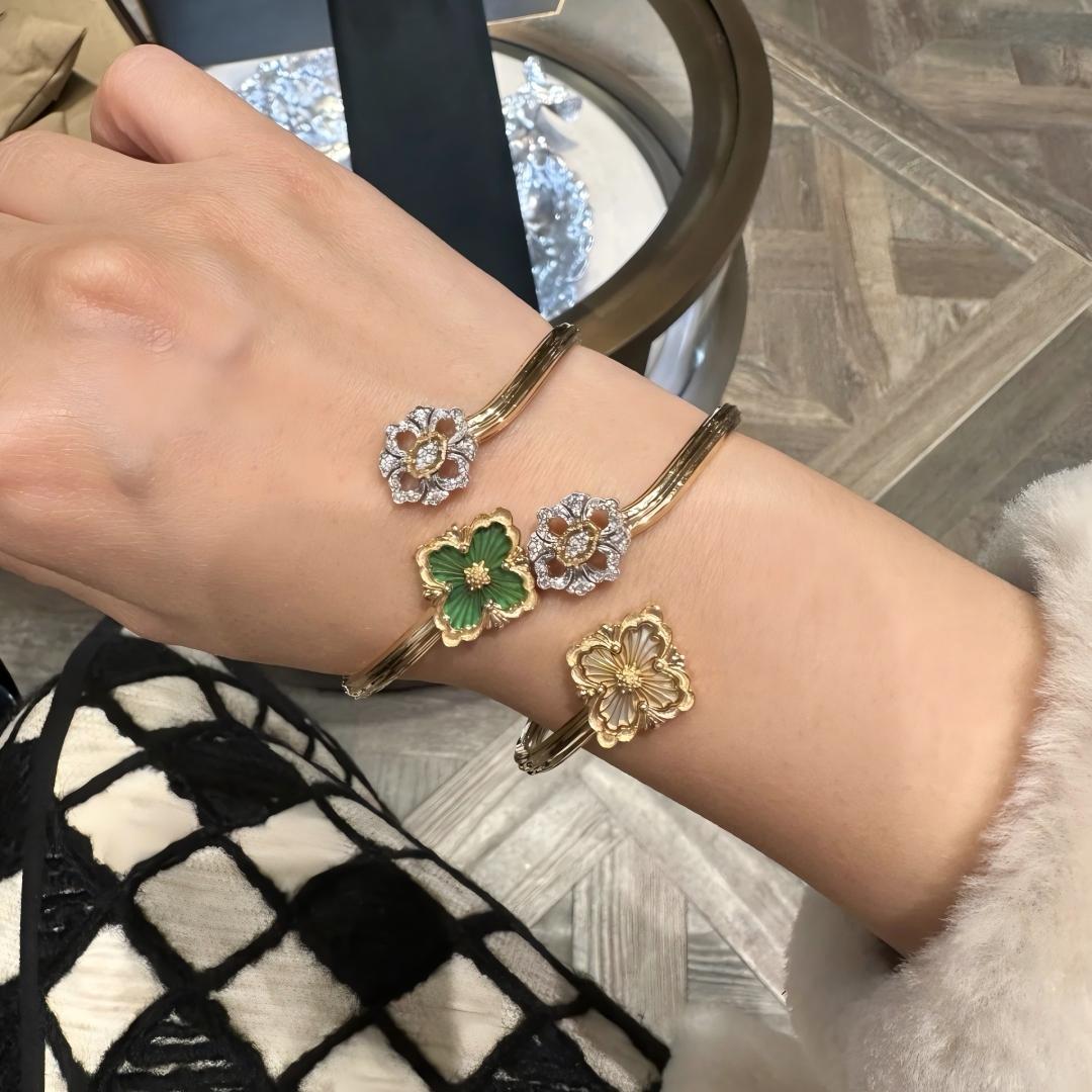 [Lora JEWELRY] OPERA TULLE  GOLD BRACELET WITH ENAMEL BACKGROUND