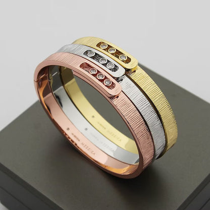 [LORA] Move Noa Ciselé bangle