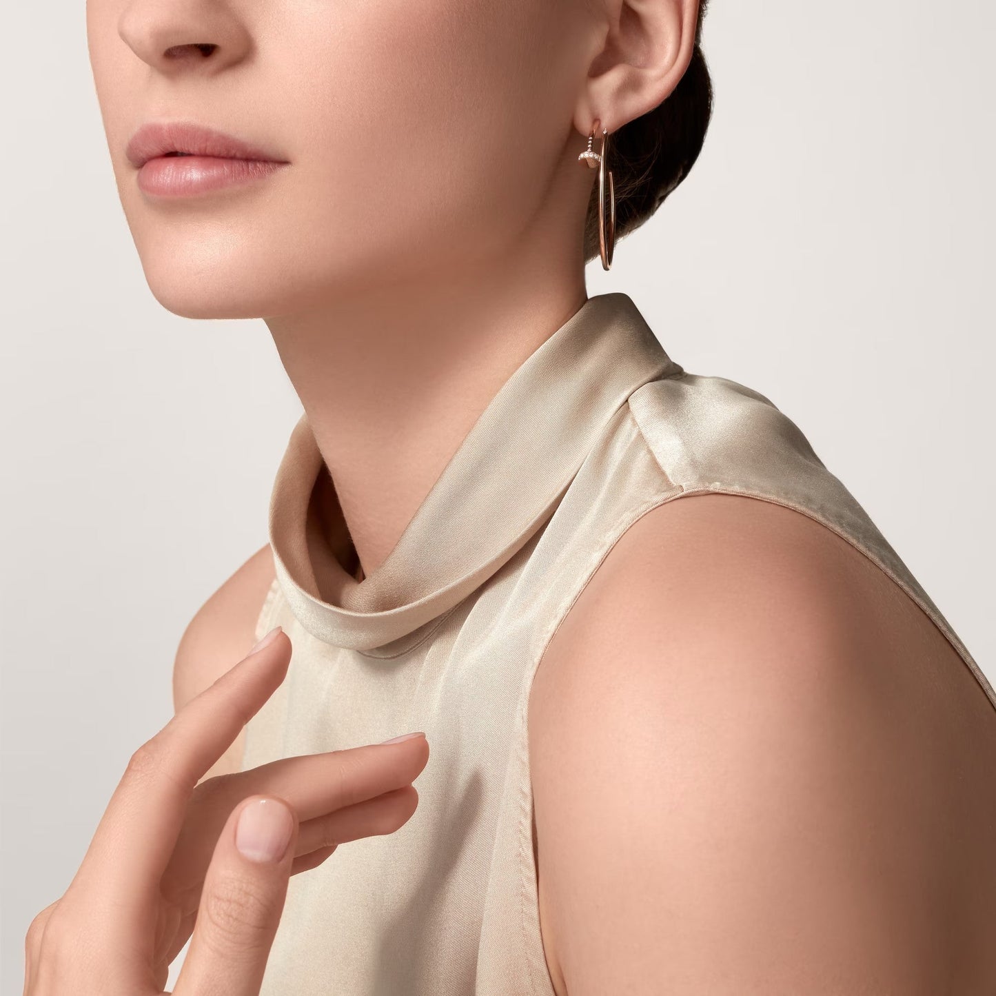 [LORA] JUSTE HALF DIAMOND LARGE EARRINGS