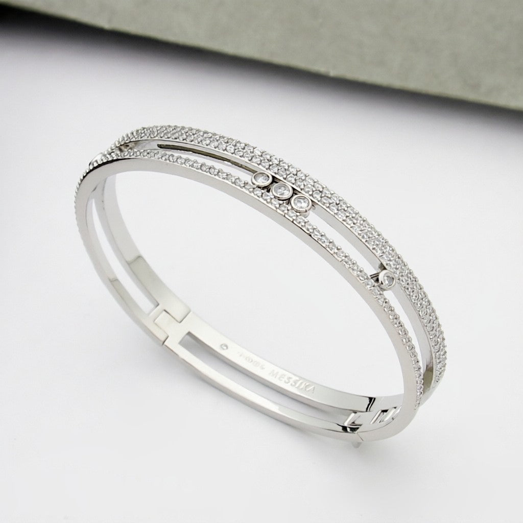 [LORA] Move Romane pavé bangle