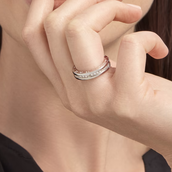 [LORA]ZERO 1 ONE-BAND PAVED DIAMONDS ON THE SPIRAL RING