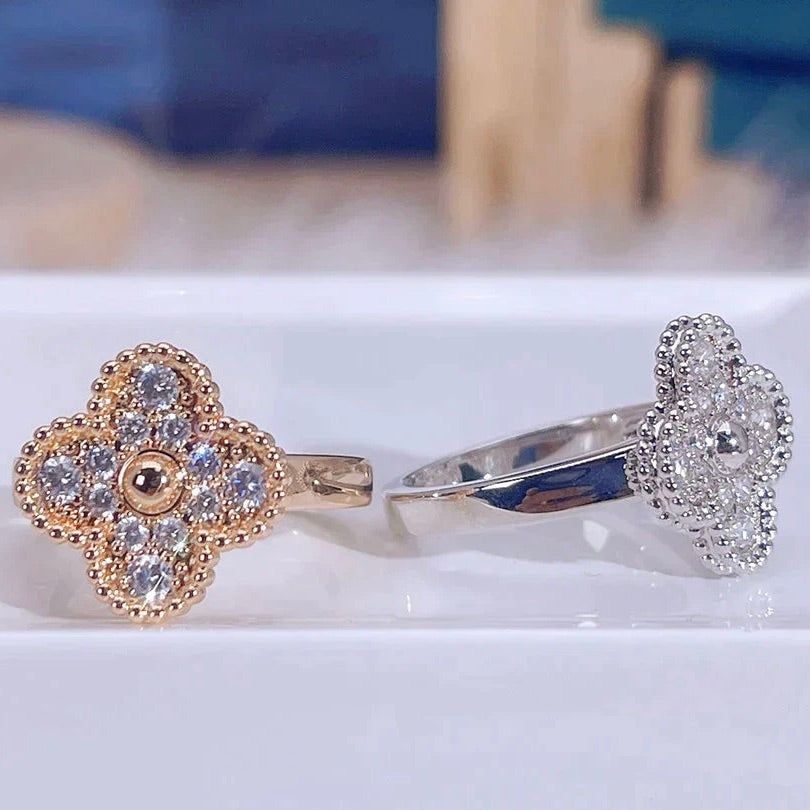 [LORA]CLOVER DIAMOND RING
