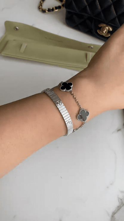 [Lora] Clover 5-Motif & LOVE Unlimited Bracelet Set