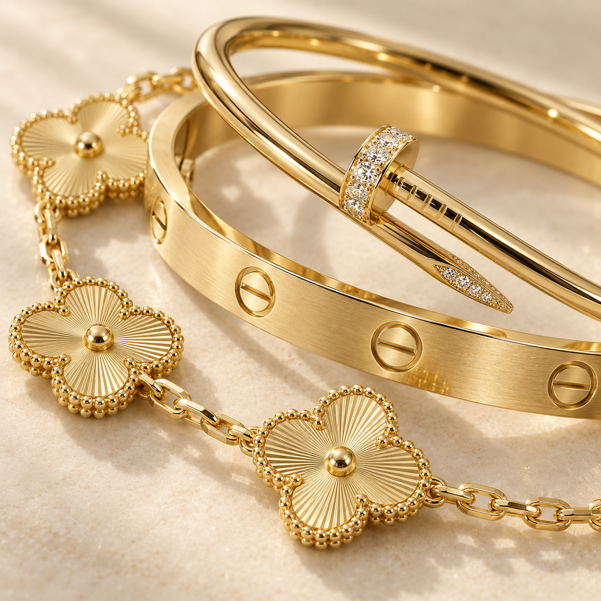 [Lora] Clover & Love & Juste 3-Piece Gold Bracelet Stack Set