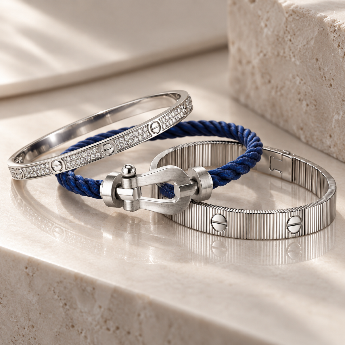 [Lora]Love & Force Large Horseshoe Trio Bracelet Stack Set