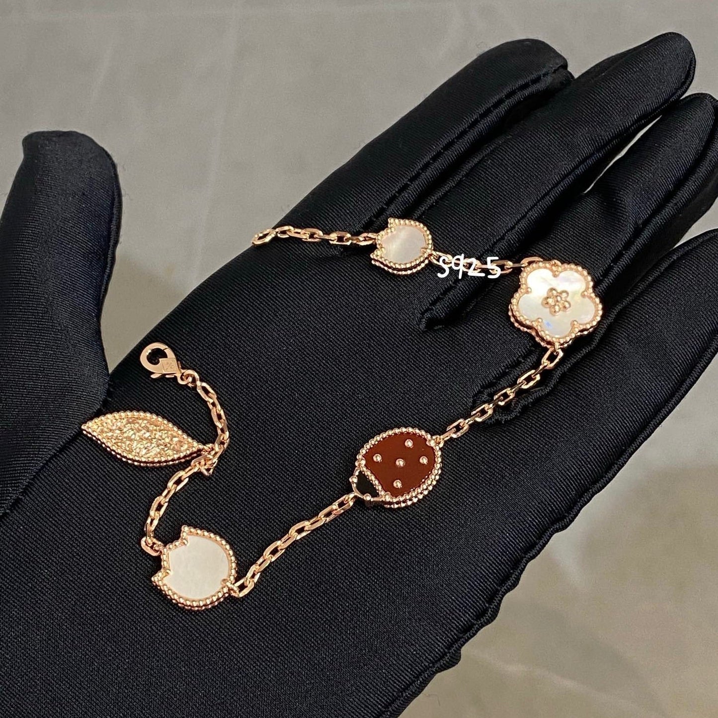 [Lora]LUCKY SPRING 5 MOTIF BRACELET