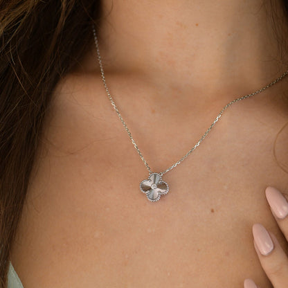 [LORA]CLOVER  15MM DIAMOND LASER NECKLACE SILVER