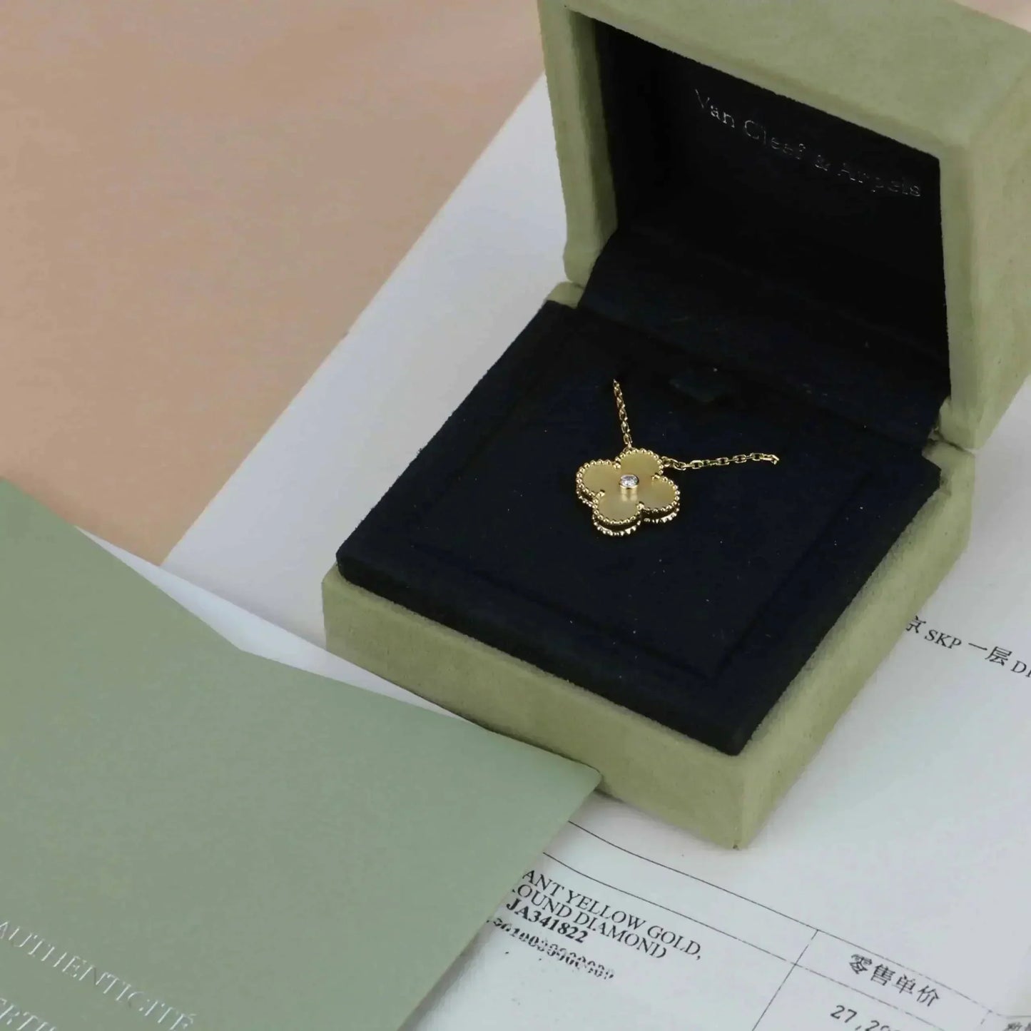 [LORA]CLOVER 15MM DIAMOND GOLD MOTHER OF PEARL NECKLACE