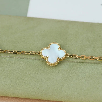 [Lora]CLOVER WHITE PEARL MOP 5 MOTIF BRACELET COLLECTION