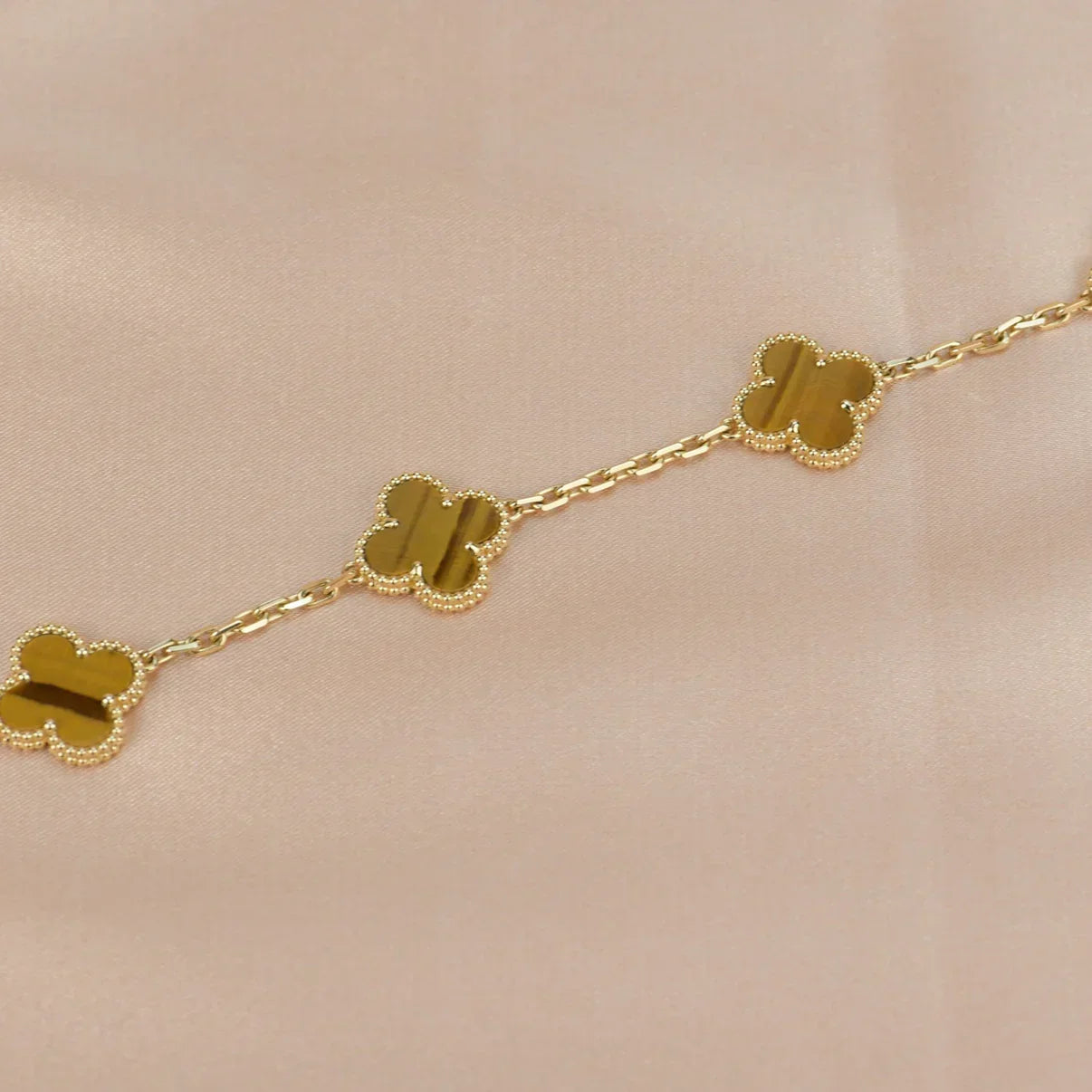 [Lora] CLOVER 5 MOTIFS TIGER EYE BRACELET COLLECTION