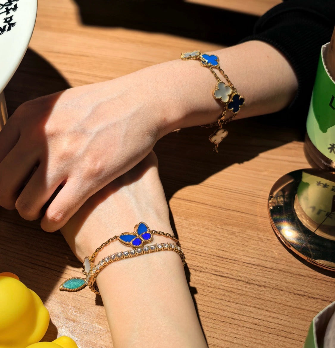 [LORA]LUCKY SPRING BUTTERFLY 5 MOTIF BRACELET