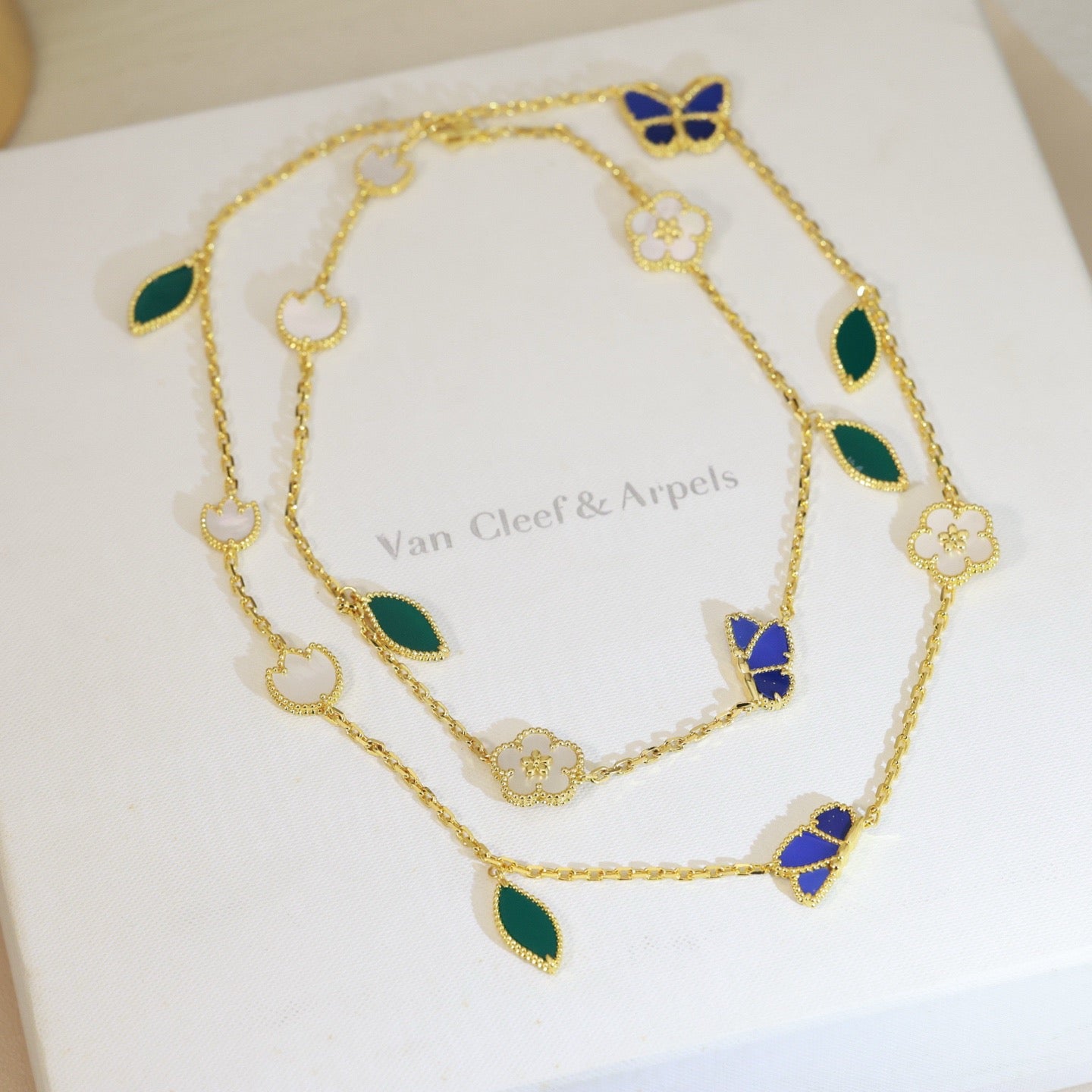 [LORA]LUCKY SPRING BUTTERFLY 15 FLOWER NECKLACE