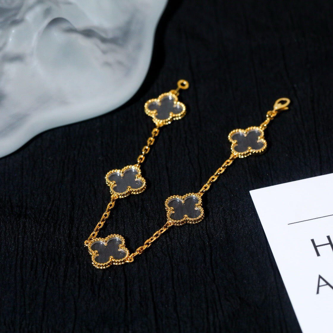 [LORA]CLOVER 5 MOTIF ROCK CRYSTAL BRACELET