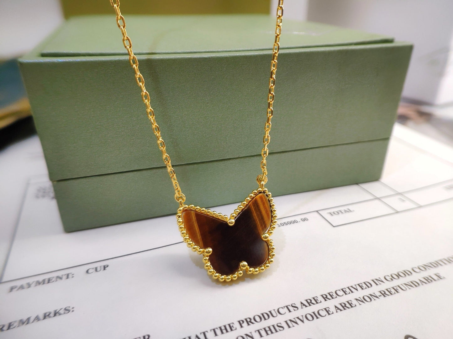 [LORA] TIGER__ EYE BUTTERFLY NECKLACE