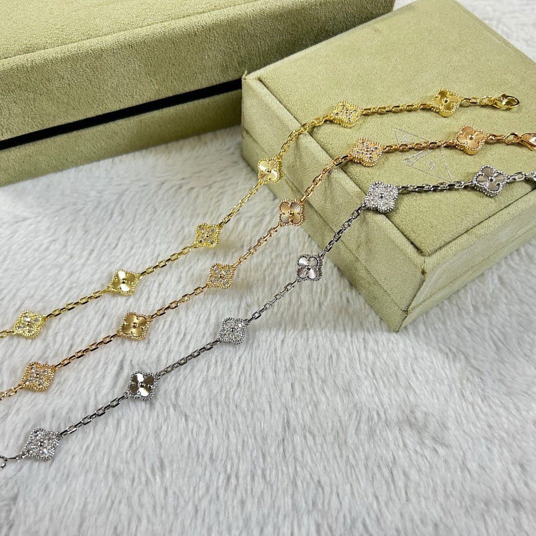 [Lora]CLOVER 6 MOTIF DIAMOND LASER BRACELET