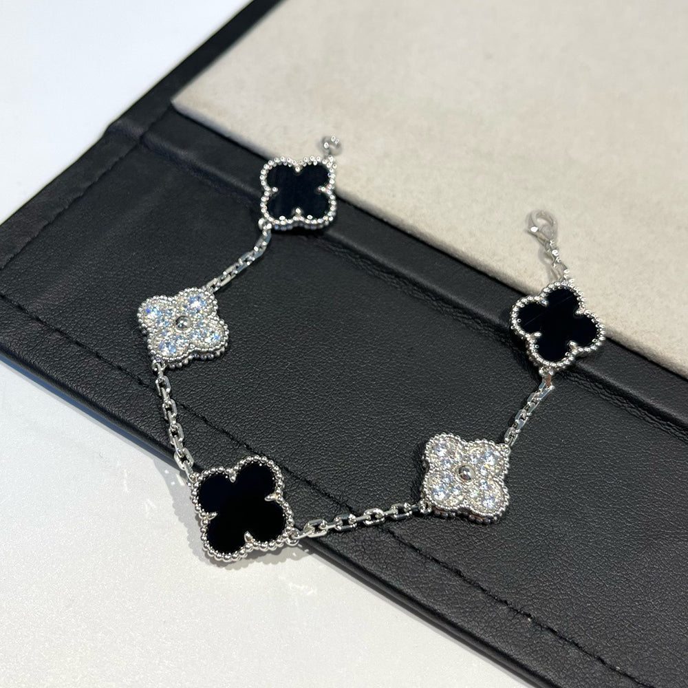 [LORA]CLOVER 5 MOTIF ONYXS DIAMOND BRACELET SILVER