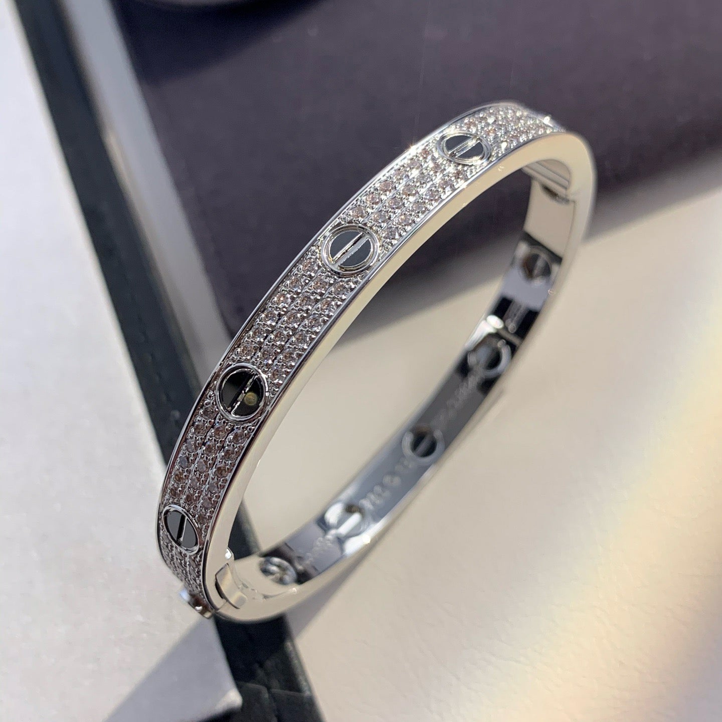[LORA]LOVE BRACELET 6.1MM DIAMOND-PAVED CERAMIC