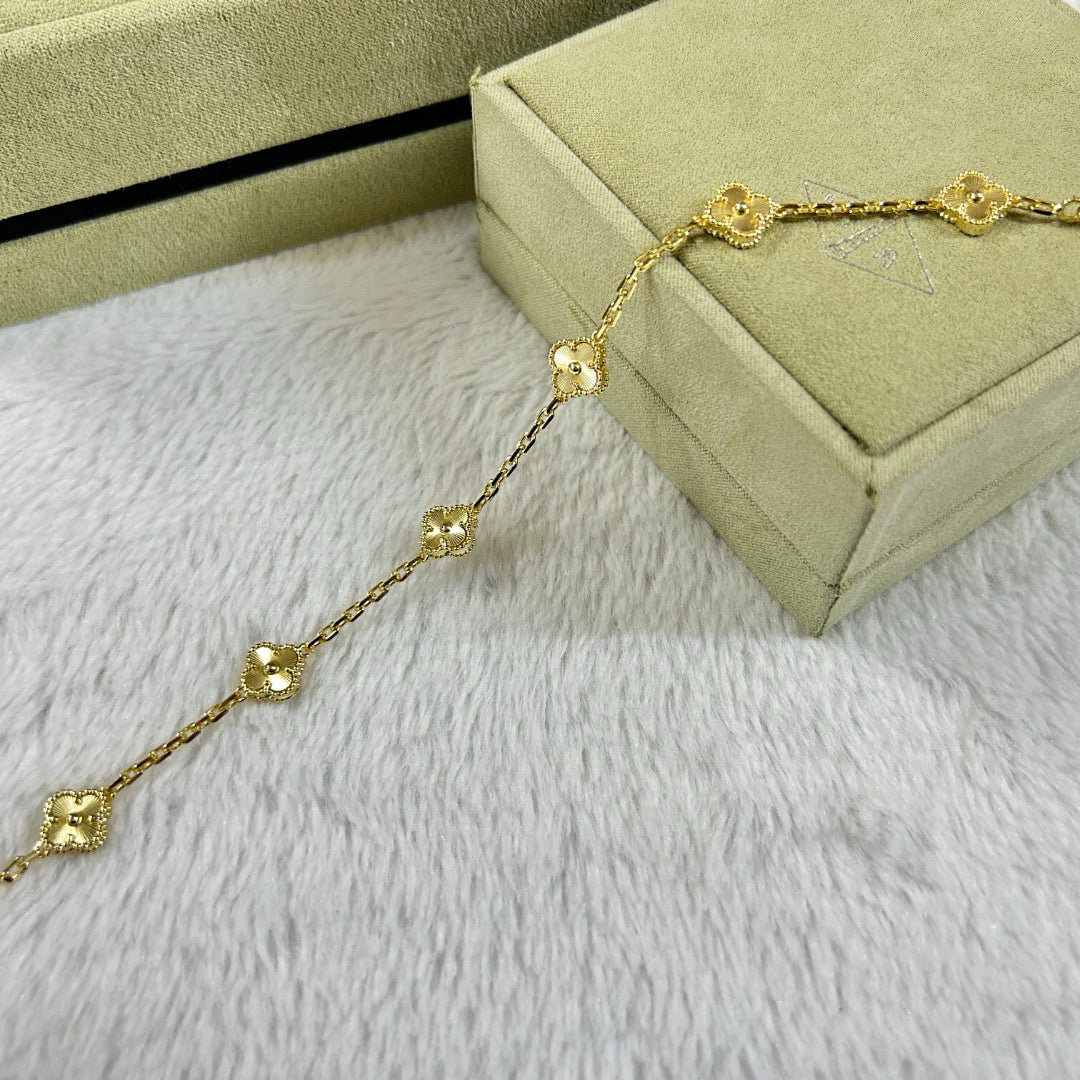 [Lora]CLOVER 6 MOTIF DIAMOND BRACELET