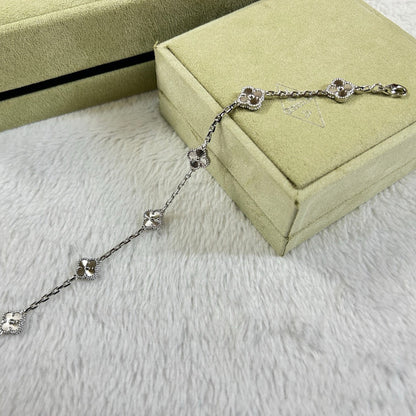 [Lora]CLOVER 6 MOTIF DIAMOND BRACELET