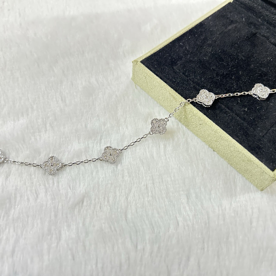 [Lora]CLOVER 6 MOTIF DIAMOND BRACELET