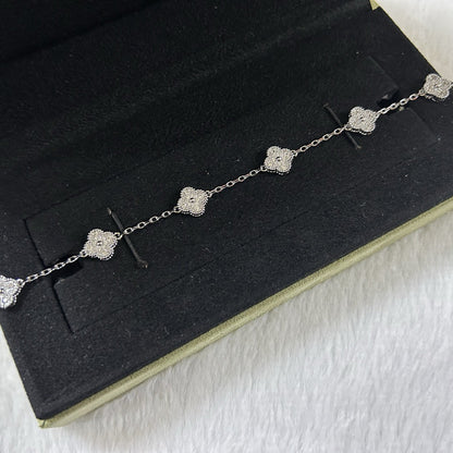 [LORA]CLOVER 6 MOTIF DIAMOND BRACELET
