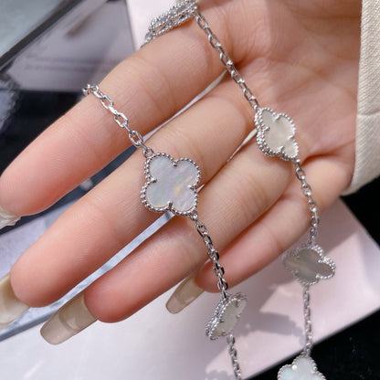 [LORA]CLOVER 10 MOTIFS WHITE MOTHER OF PEARL NECKLACE