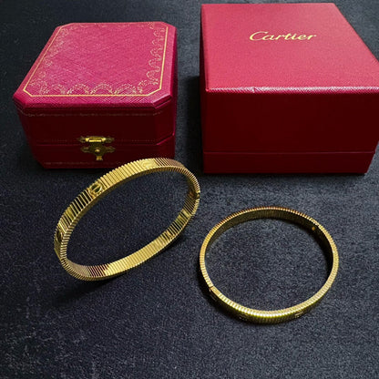 [LOAR] LOVE UNLIMITED ARMBAND 