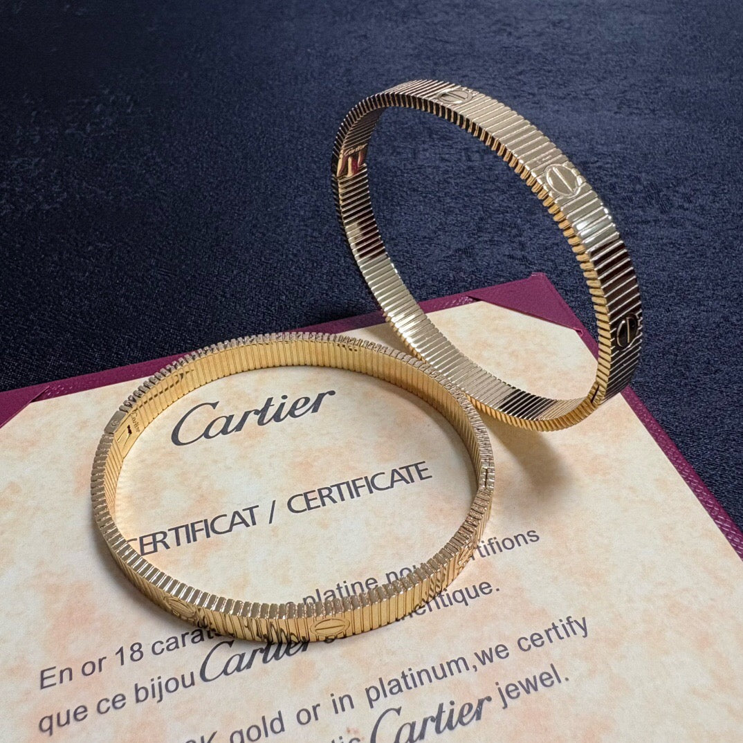 [LOAR] LOVE UNLIMITED ARMBAND 