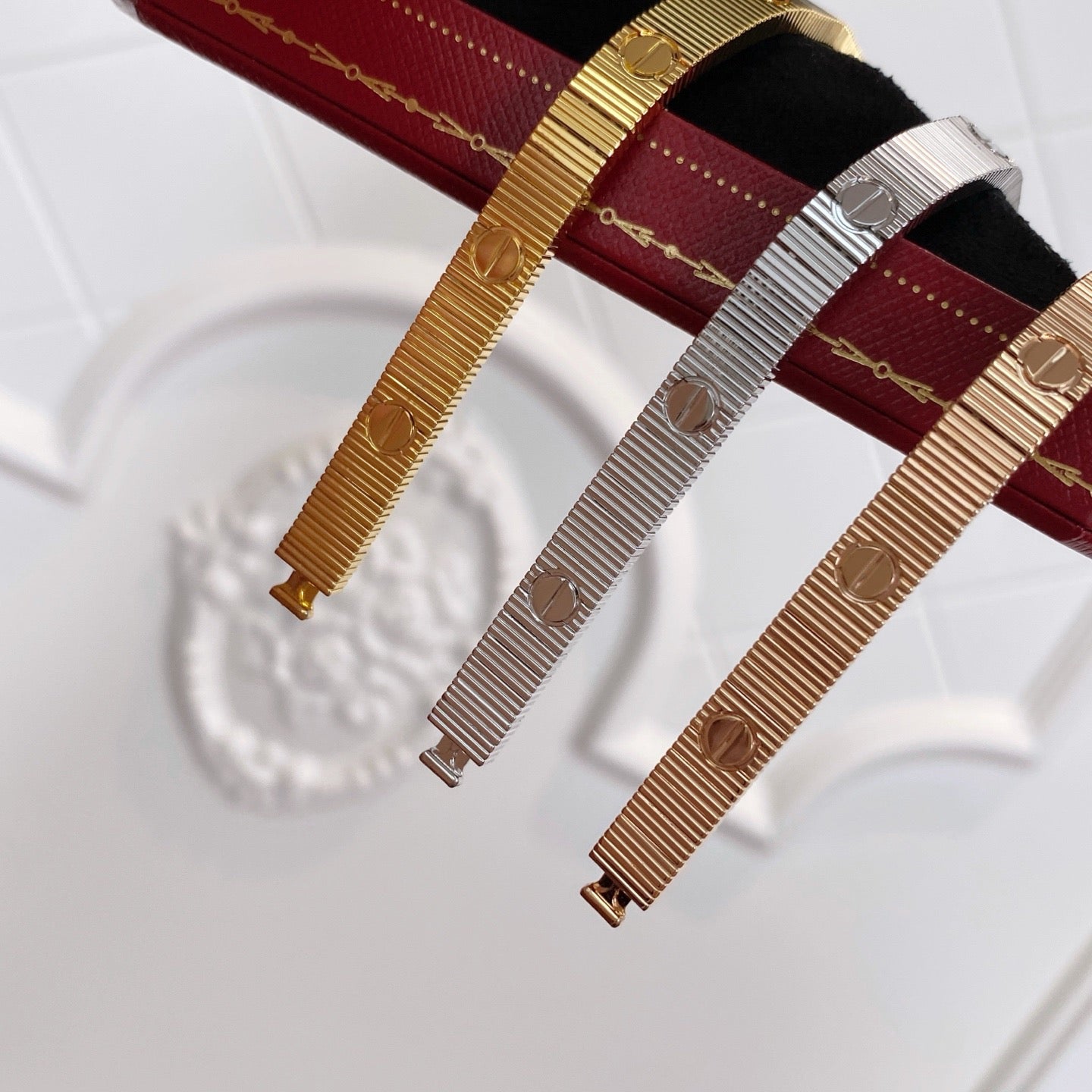 [LORA] LOVE UNLIMITED BRACELET