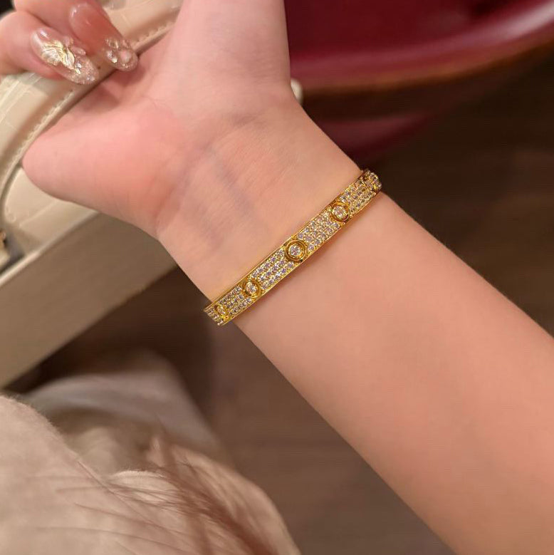 [LORA] LOVE BRACELET 6.1MM DIAMOND-PAVED 10 BIG DIAMONDS