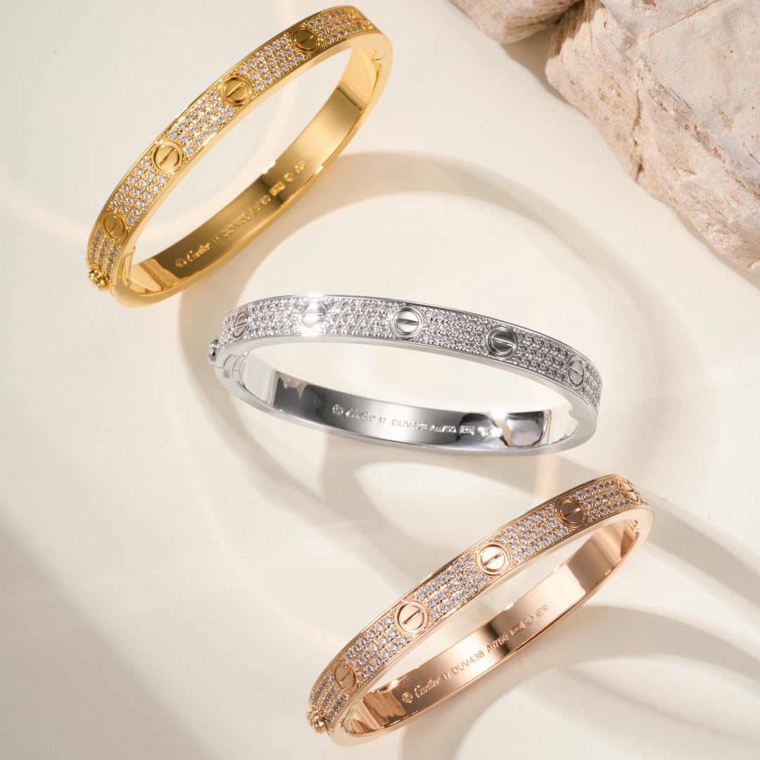 [LORA] LOVE BRACELET 6.1MM DIAMOND-PAVED