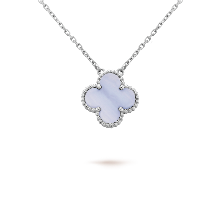 [LORA]CLOVER 15MM BLUE CHALCEDONY NECKLACE SILVER