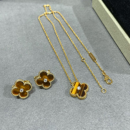 [LORA]CLOVER 15MM DIAMOND AND YELLOW TIGER'S EYE AGATE necklace