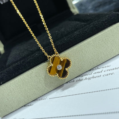 [LORA]CLOVER 15MM DIAMOND AND YELLOW TIGER'S EYE AGATE necklace