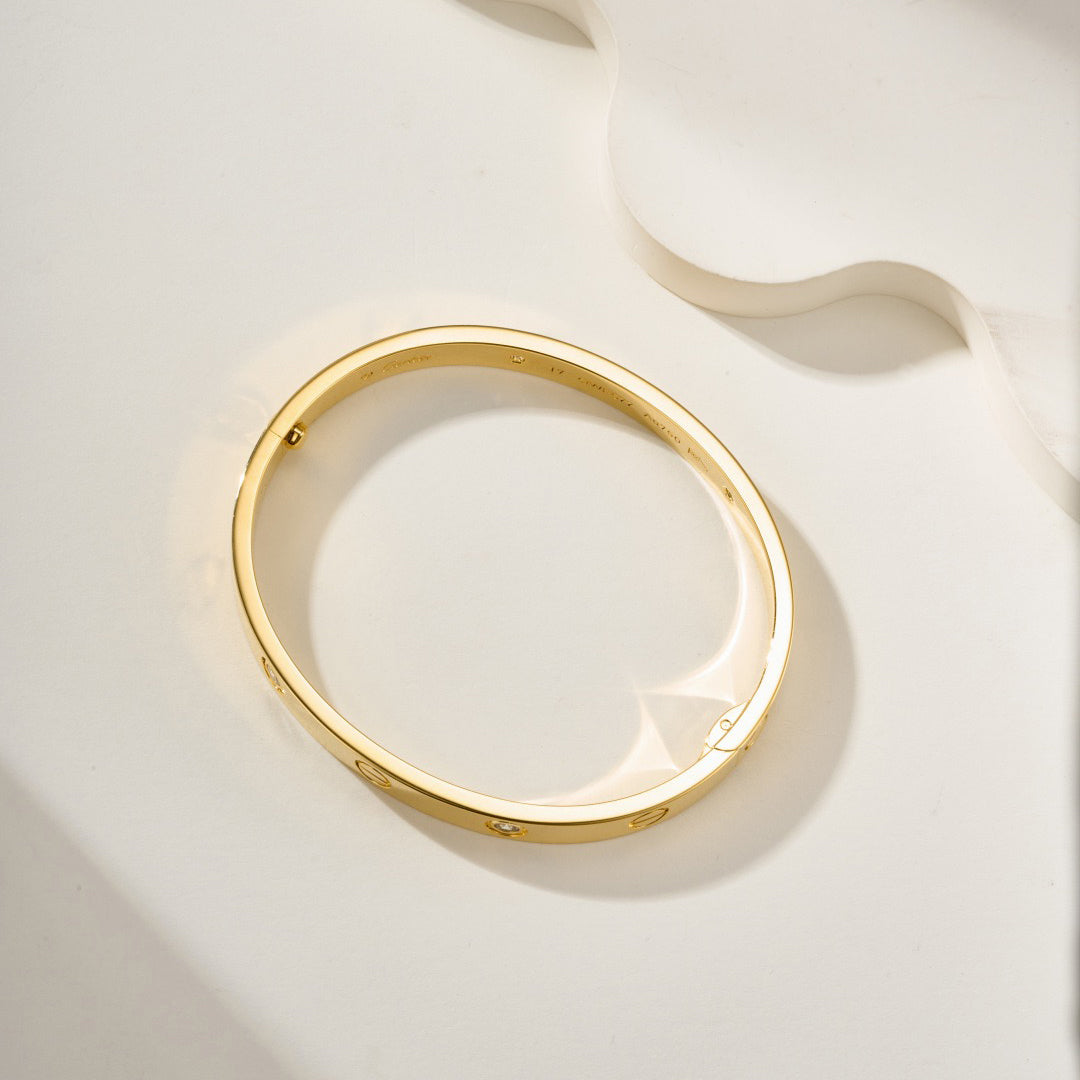 [LORA] LOVE BRACELET 6.1MM 4 DIAMONDS