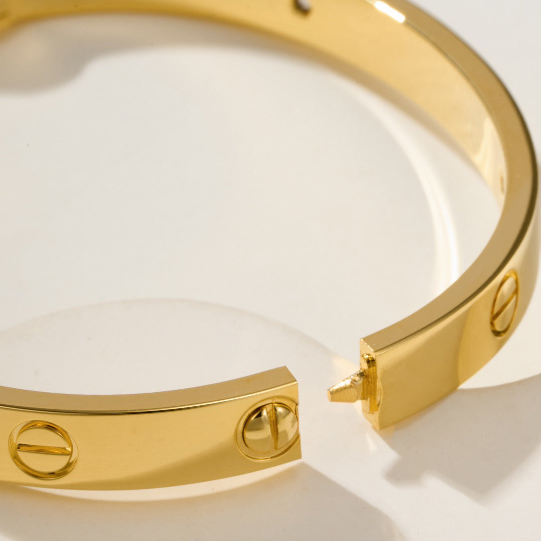 [LORA] LOVE BRACELET 6.1MM 4 DIAMONDS