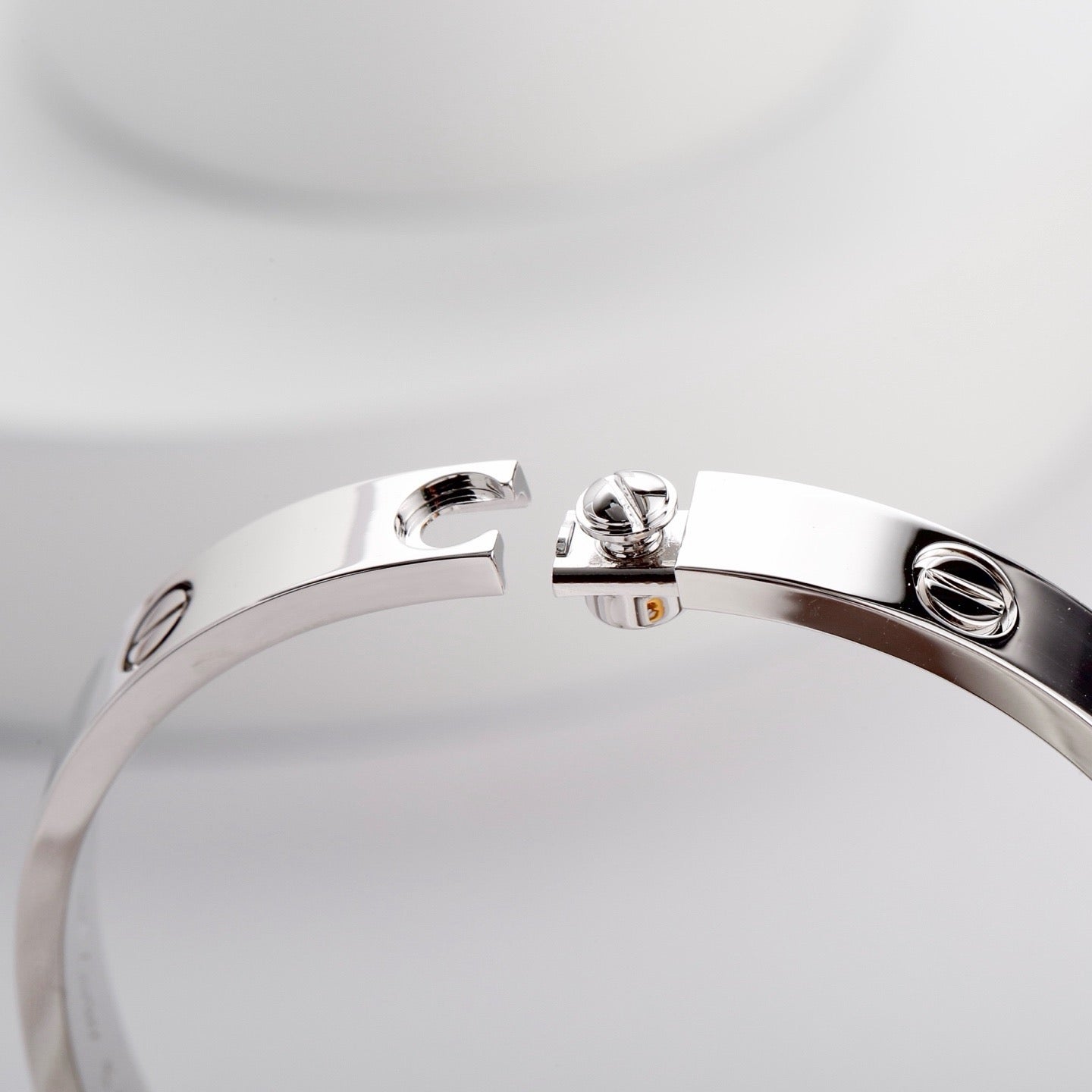 [LORA] LOVE BRACELET 6.1MM NO DIAMONDS