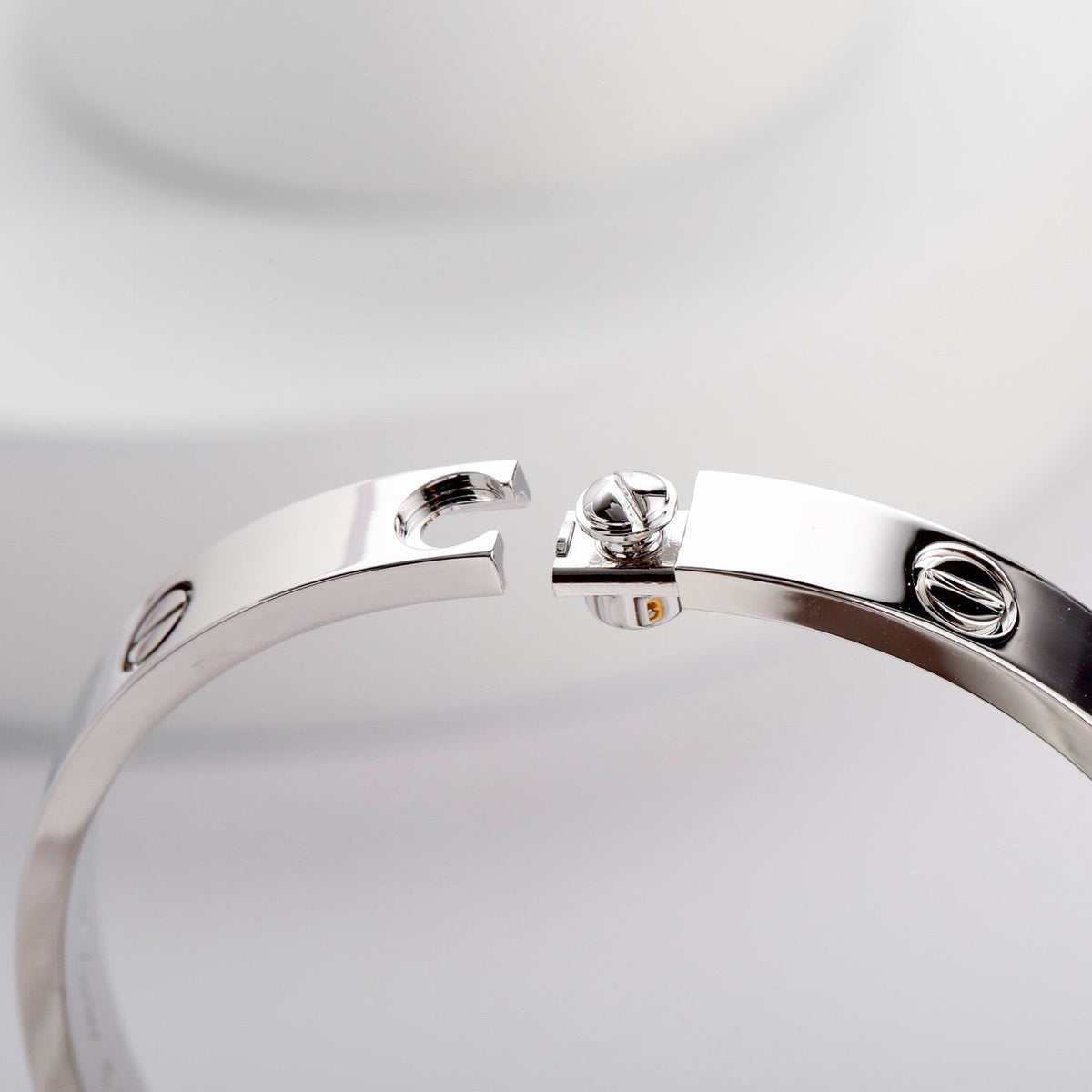 [Lora] LOVE BRACELET 6.1MM NO DIAMONDS