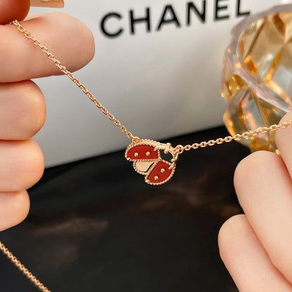 [LORA]LUCKY  CARNELIANS LADYBUG NECKLACE