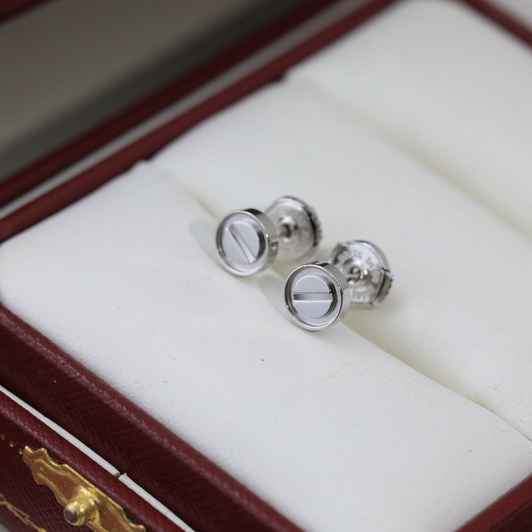 [LORA] LOVE EARRINGS 7.2MM