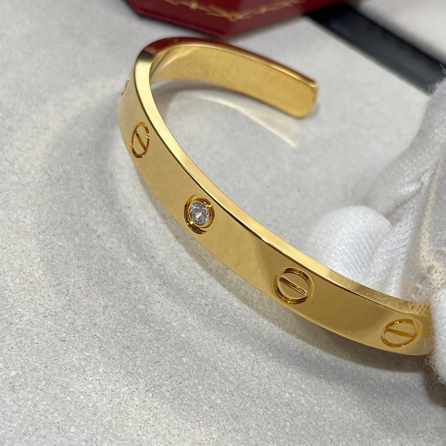 [LORA]LOVE BRACELET 6.1MM 1 DIAMOND OPEN CUFF
