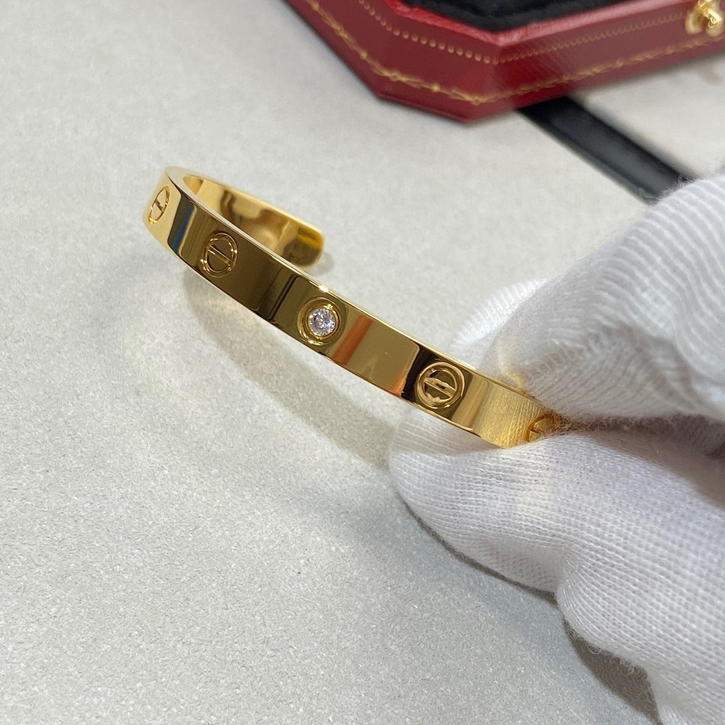 [LORA]LOVE BRACELET 6.1MM 1 DIAMOND OPEN CUFF