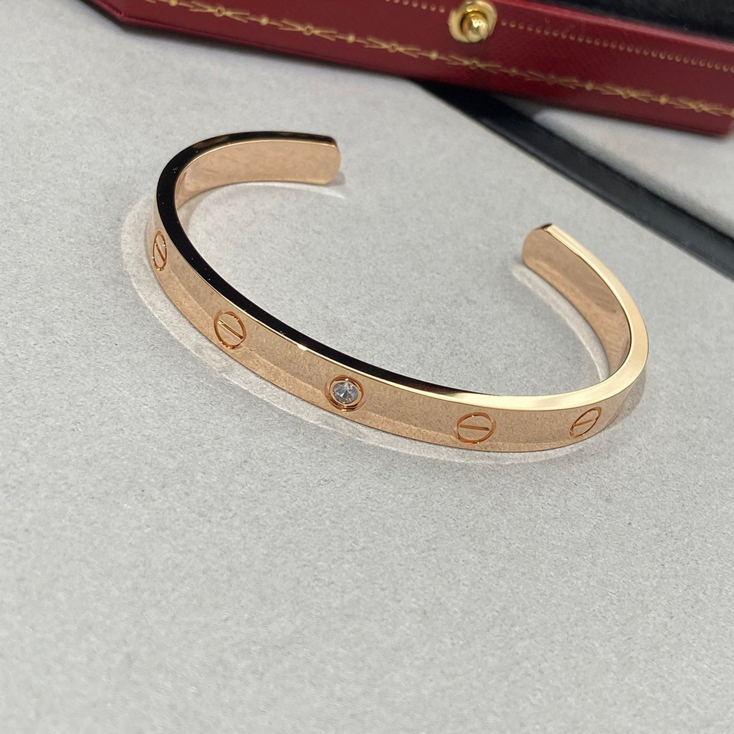 [LORA]LOVE BRACELET 6.1MM 1 DIAMOND OPEN CUFF