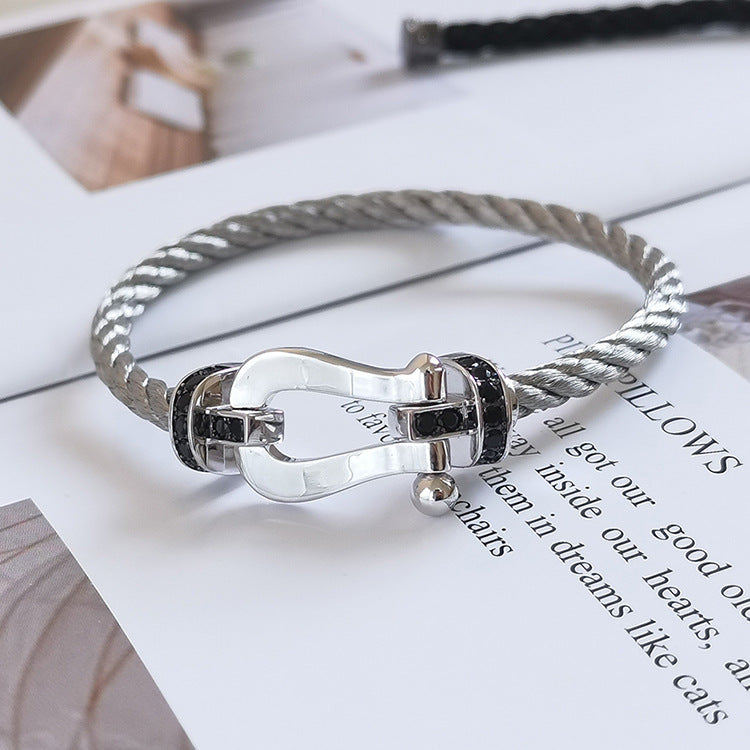 [LORA]FORCE LARGE HORSESHOE BLACK DIAMOND BRACELET SILVER