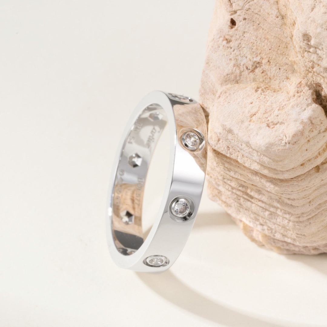 [LORA] LOVE 4MM 8 DIAMOND RING