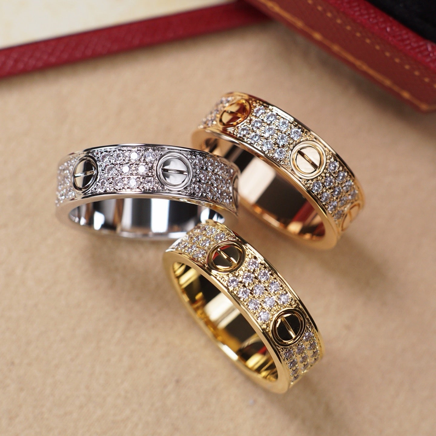 [LORA] LOVE RING 5.5MM DIAMONDS PAVED
