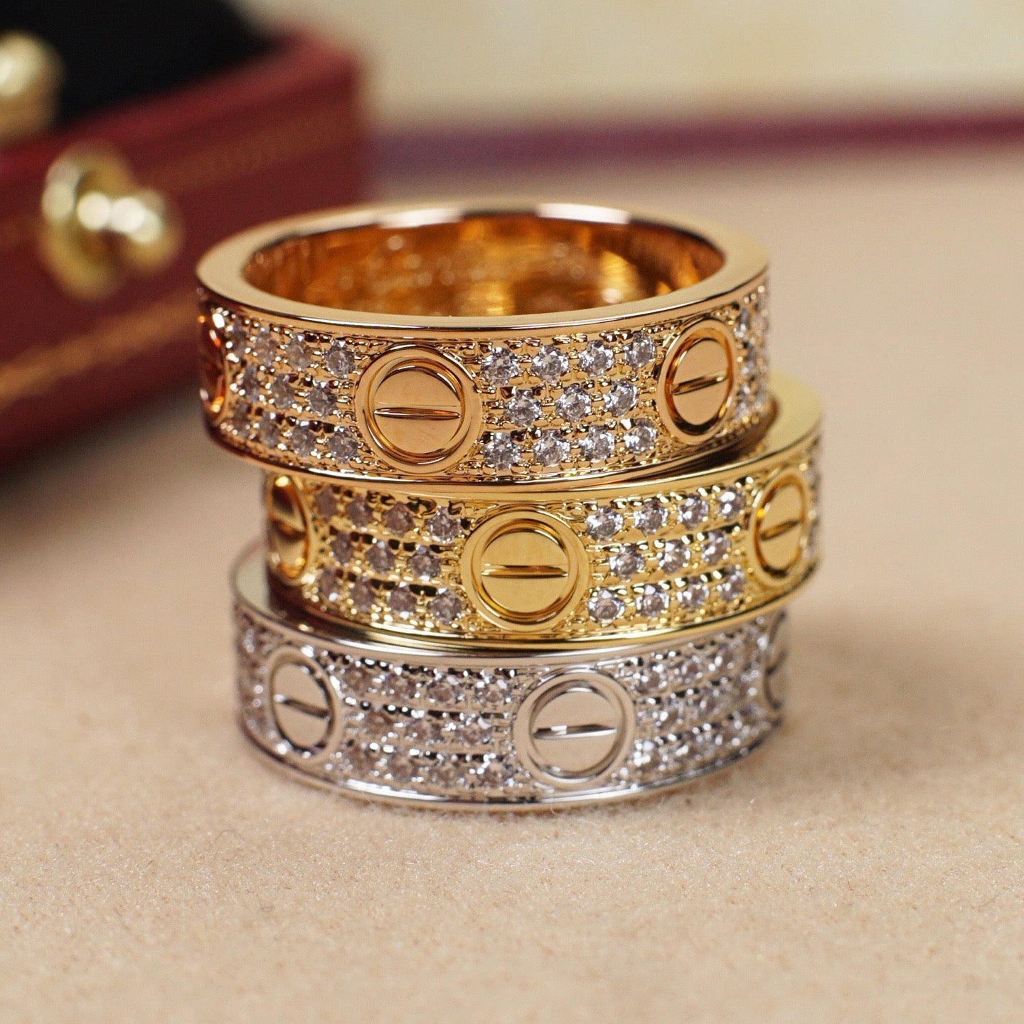 [LORA] LOVE RING 5.5MM DIAMONDS PAVED