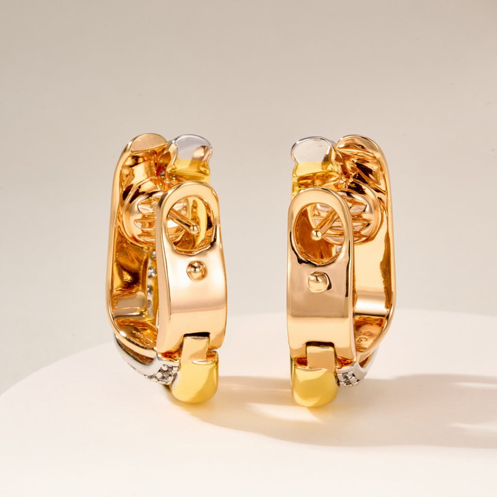 [LORA] TRINITY HALF DIAMOND  CUSHION EARRINGS