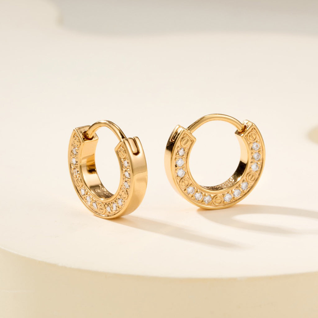 [LORA] LOVE DIAMOND EARRINGS