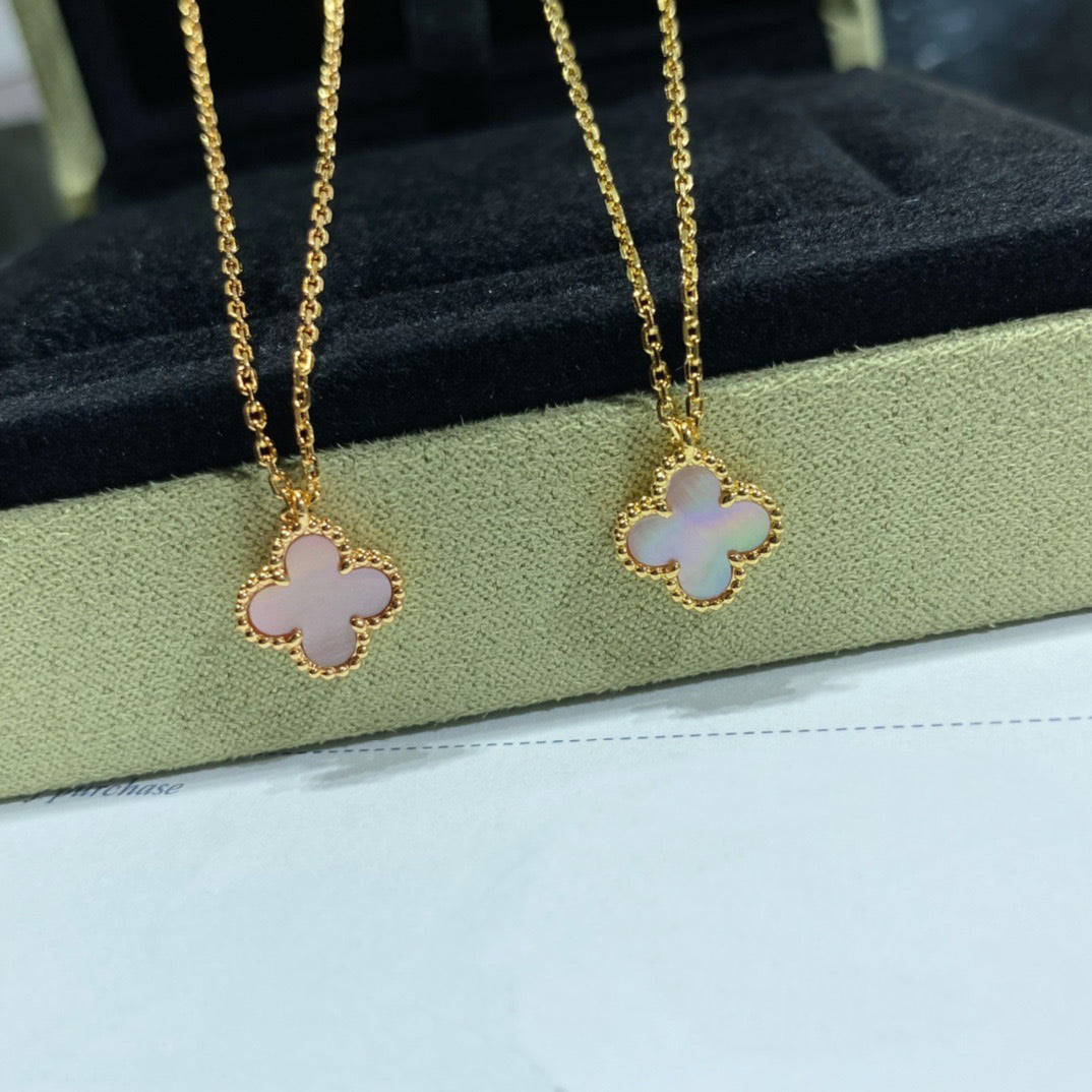 [LORA]CLOVER 9.5MM PINK MOTHER OF PEARL SINGLE FLOWER NECKLACE